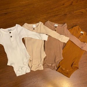 Little One Shop ribbed onesies.
